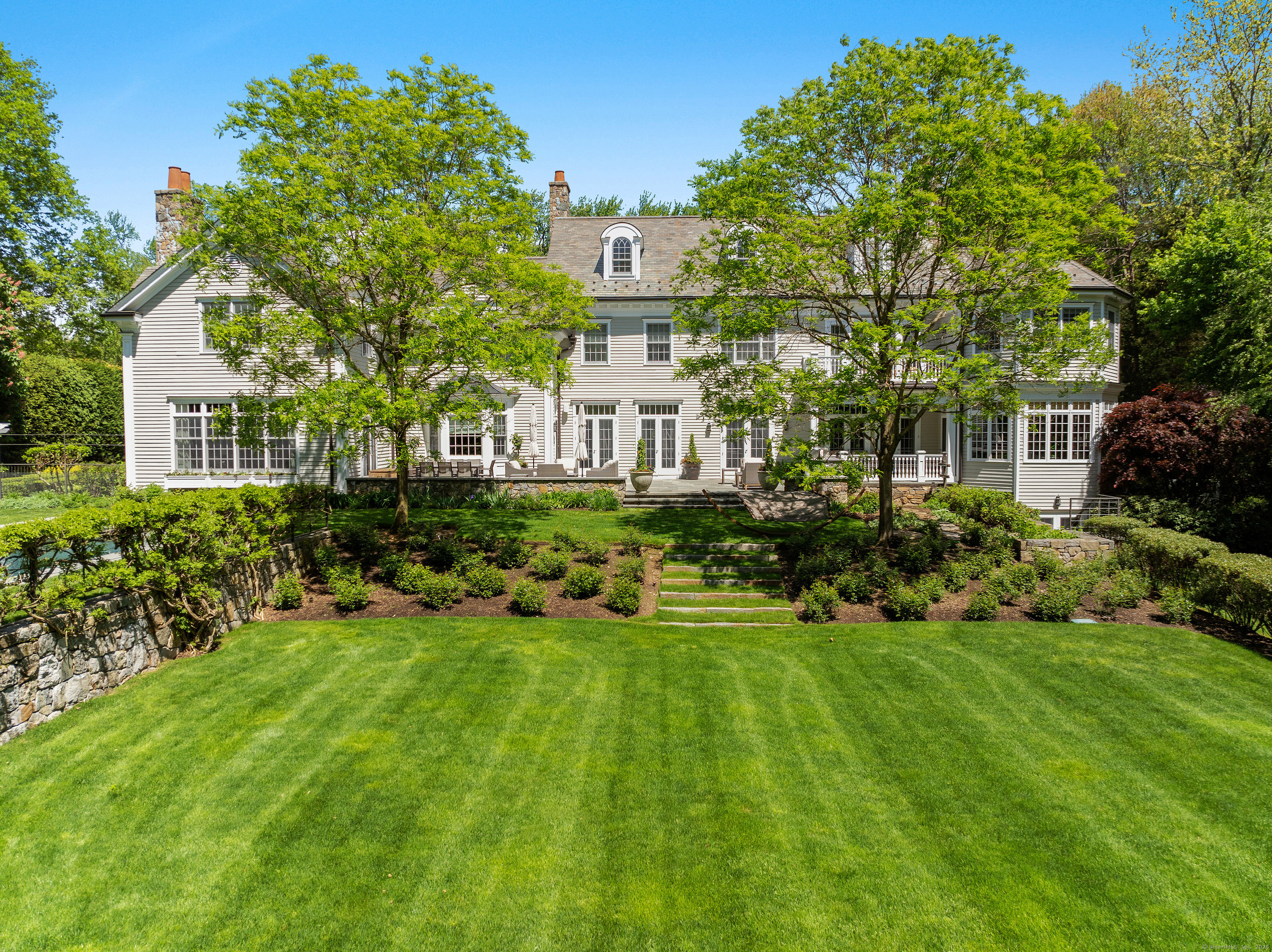 68 Woods End, New Canaan, Connecticut 06840