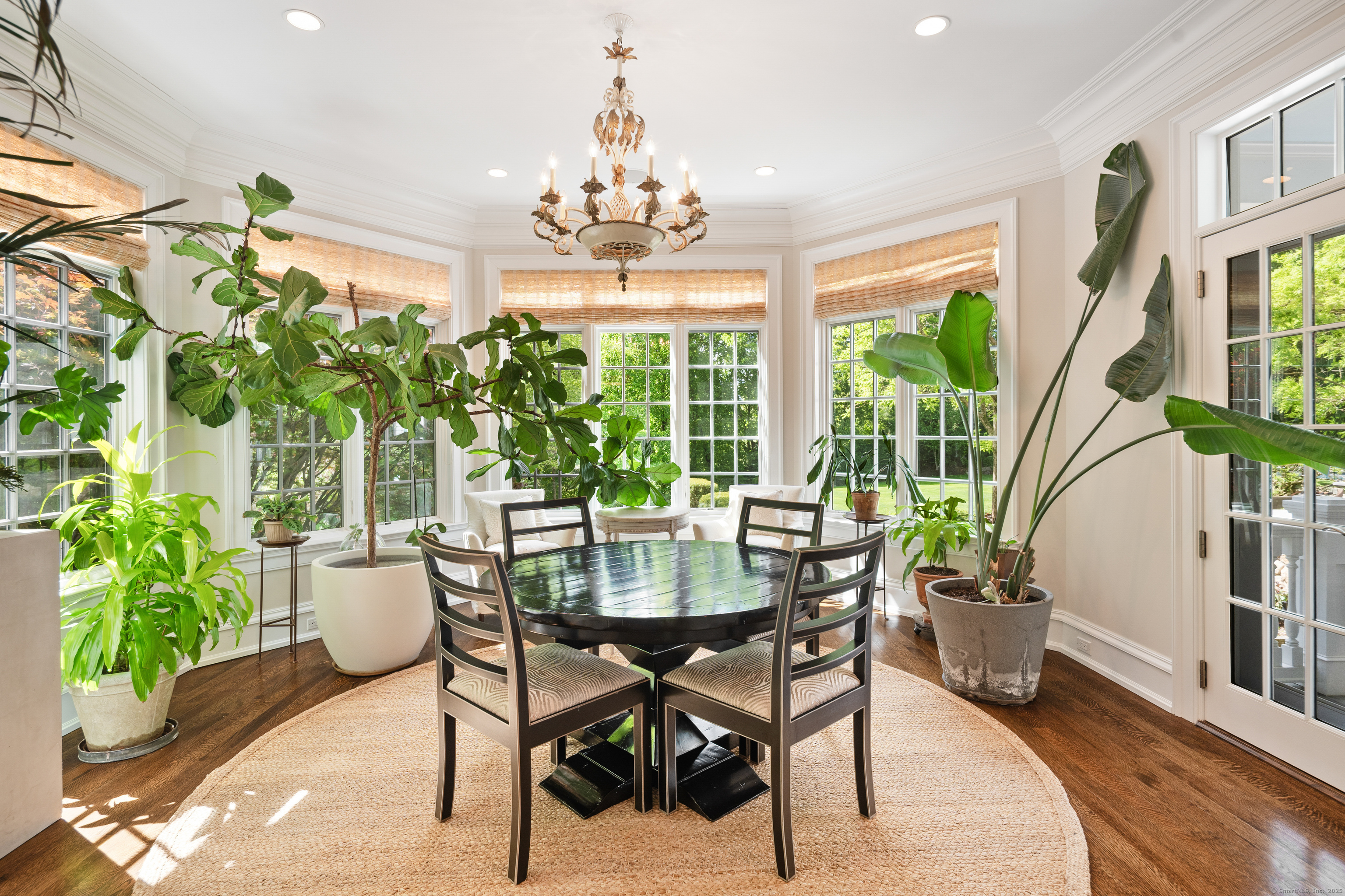 68 Woods End, New Canaan, Connecticut 06840