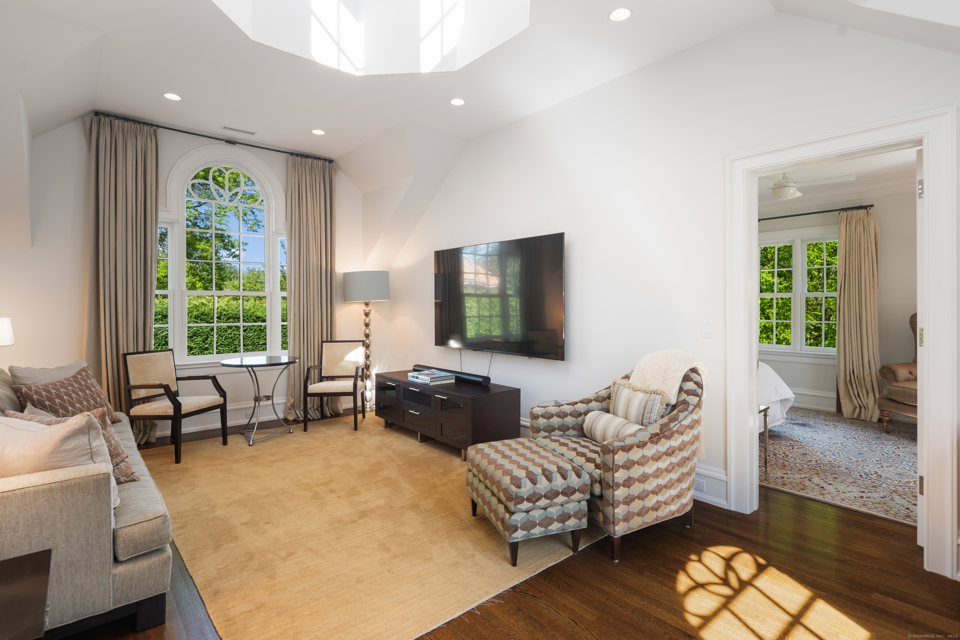 68 Woods End, New Canaan, Connecticut 06840
