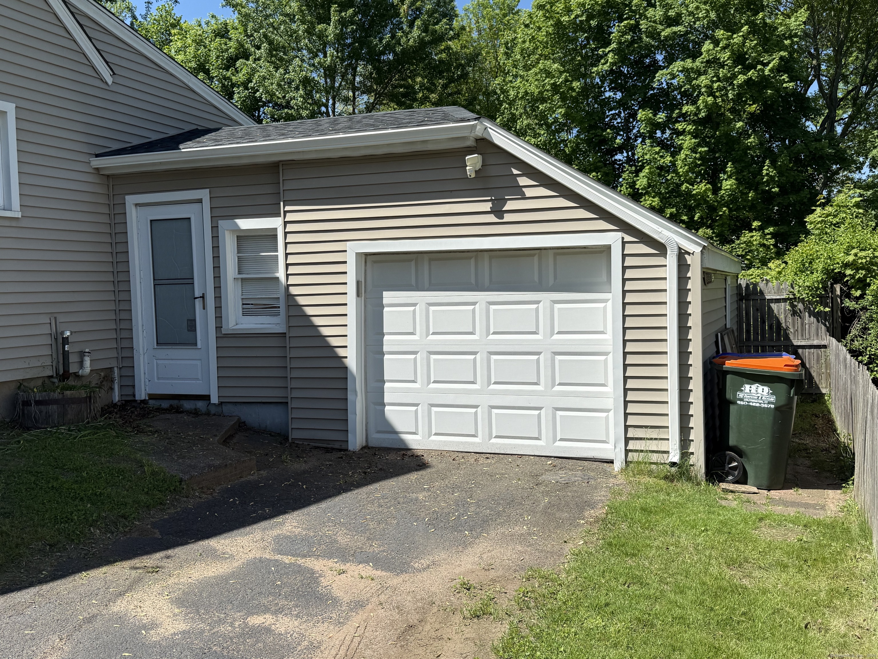150 Douglas, Meriden, Connecticut 06451