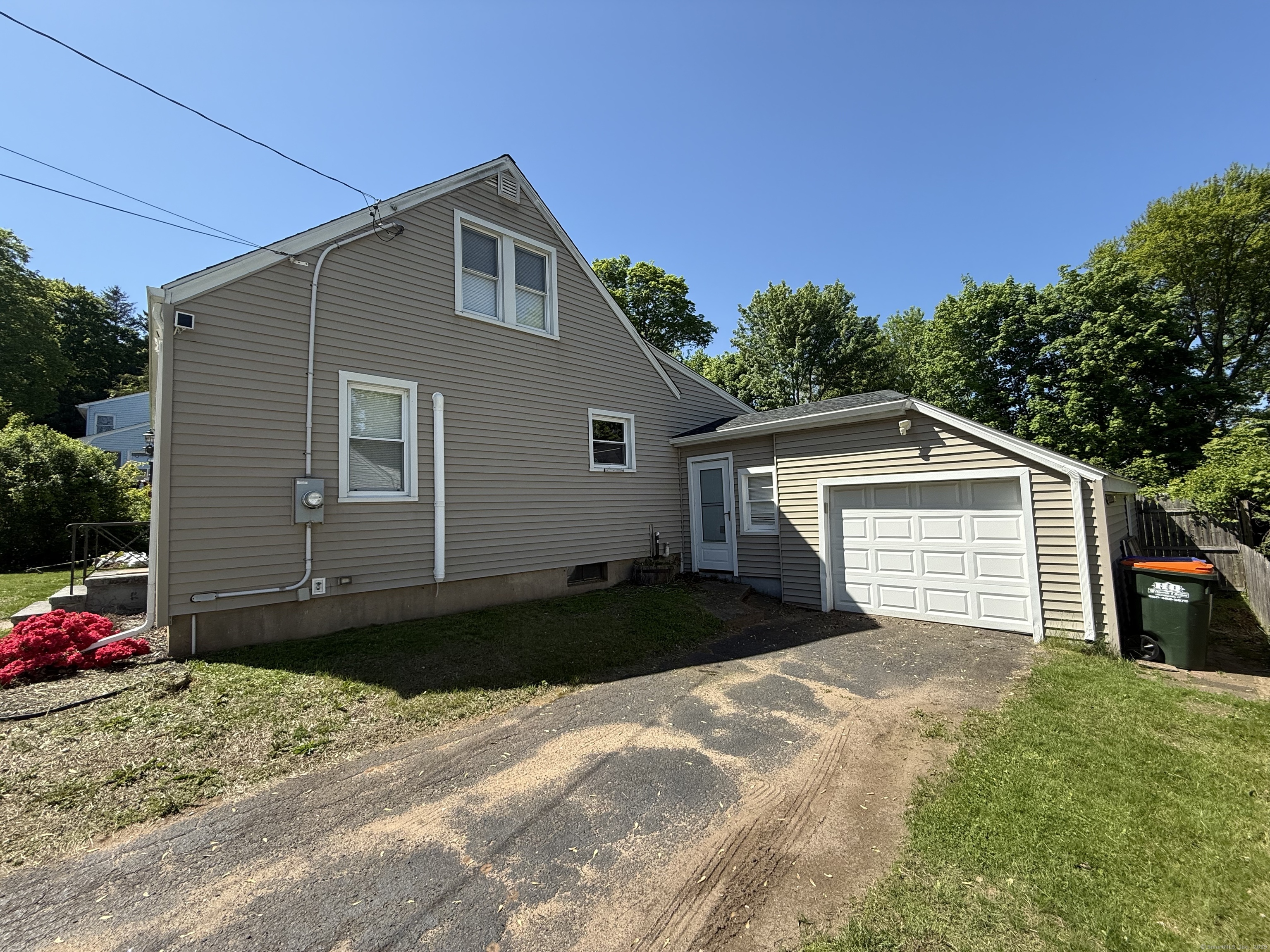 150 Douglas, Meriden, Connecticut 06451