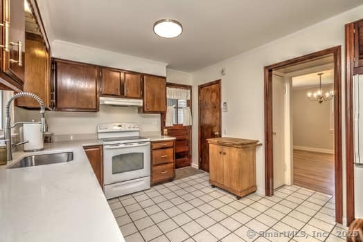 32 Lenox, Norwalk, Connecticut 06854