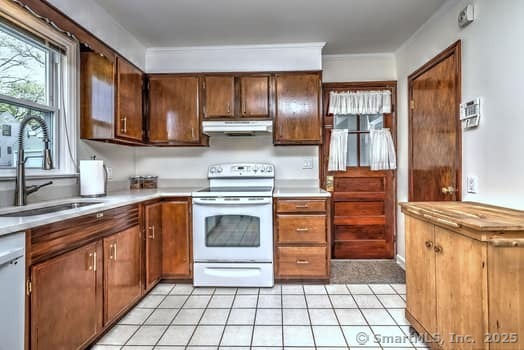 32 Lenox, Norwalk, Connecticut 06854