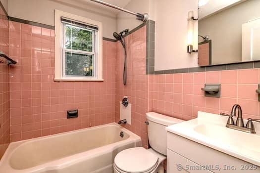 32 Lenox, Norwalk, Connecticut 06854