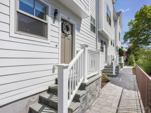 1 Howard Avenue, Unit B1