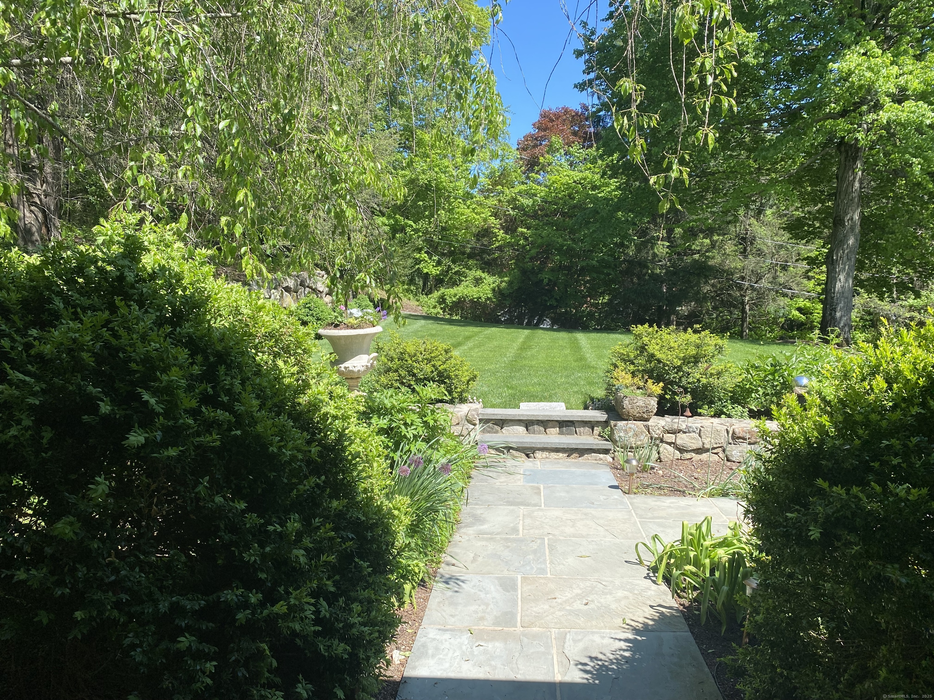 11 Thomas, Westport, Connecticut 06880