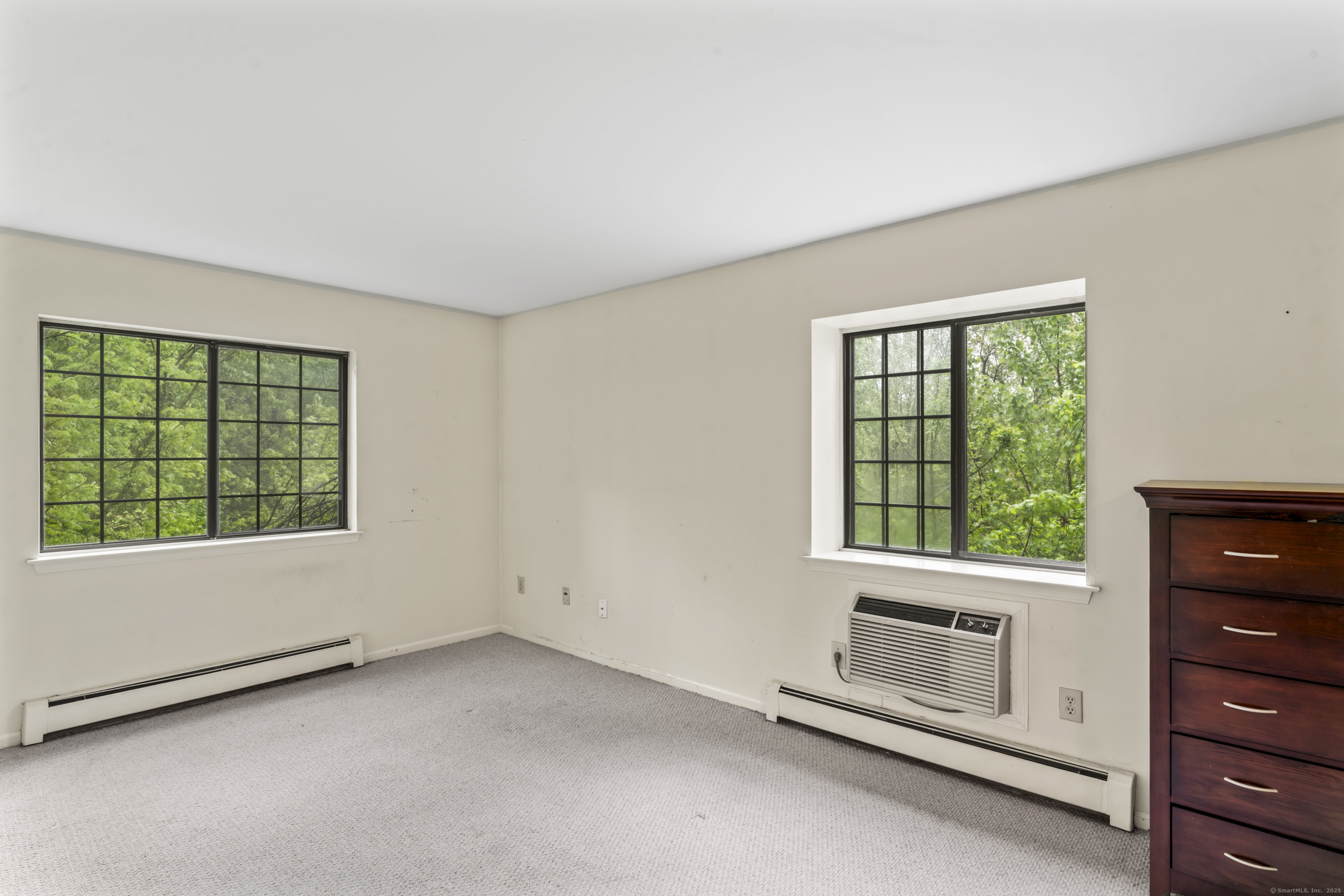 2 Essex, Brookfield, Connecticut 06804