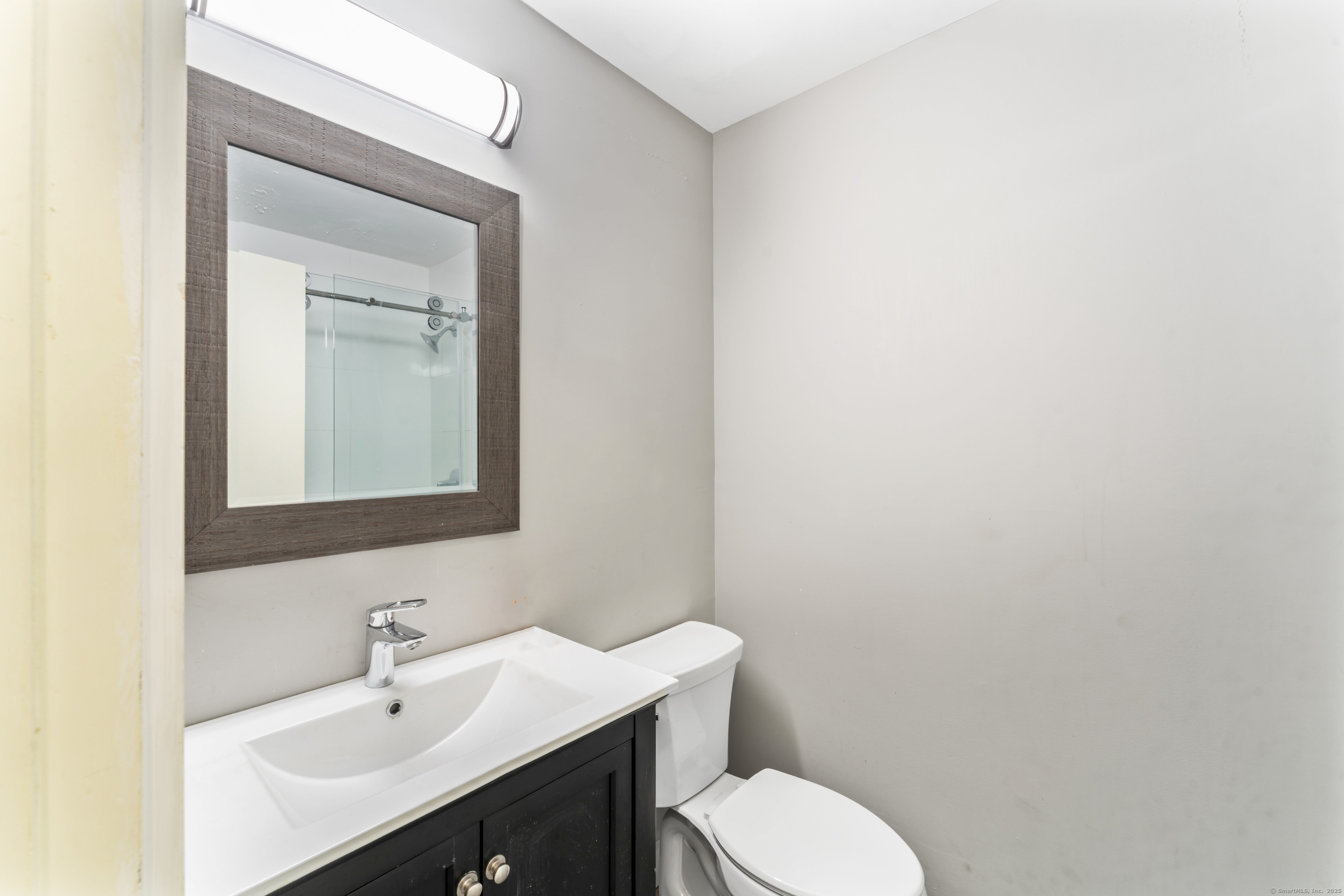 2 Essex, Brookfield, Connecticut 06804
