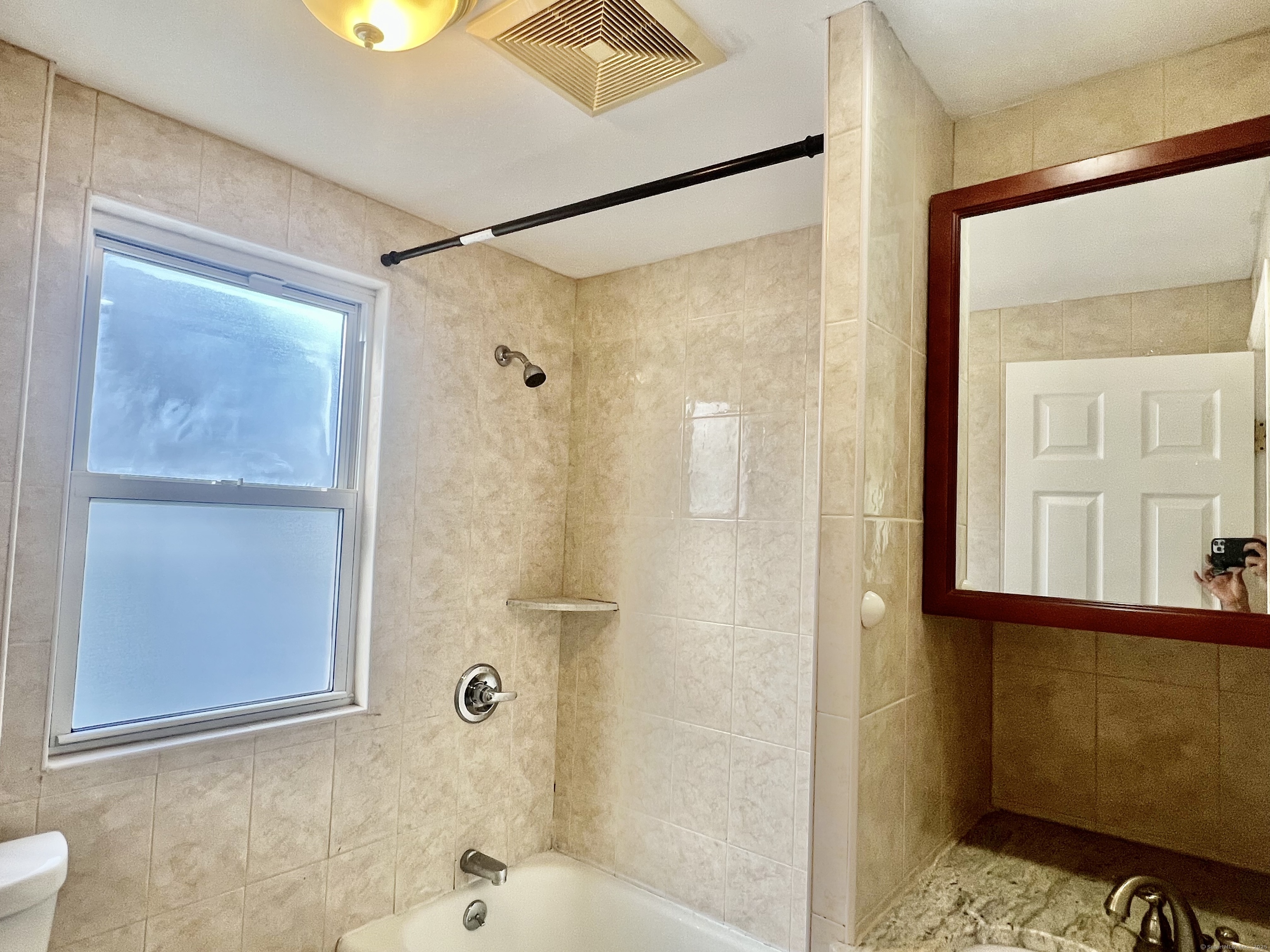 14 Bayview, West Haven, Connecticut 06516