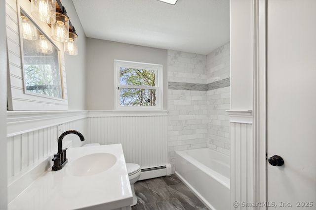 82 Phoenix, Naugatuck, Connecticut 06770