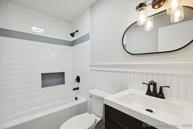 82 Phoenix, Naugatuck, Connecticut 06770