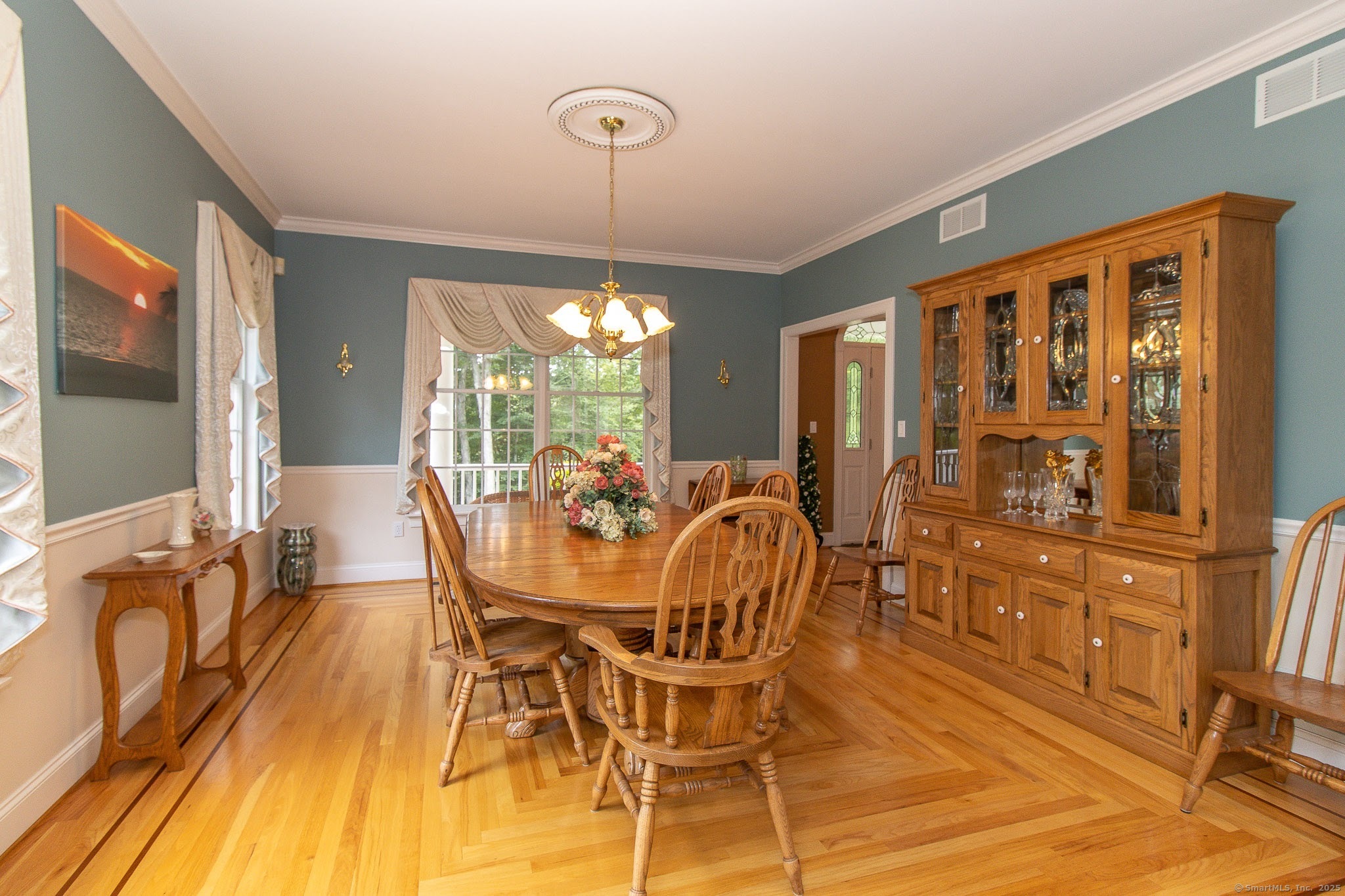 93 Oakwood Drive