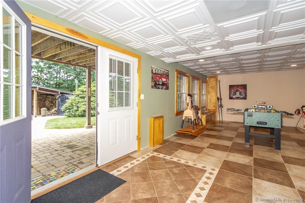 93 Oakwood Drive