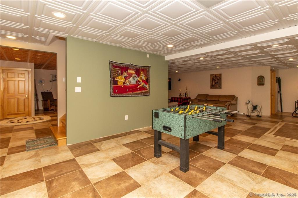 93 Oakwood Drive