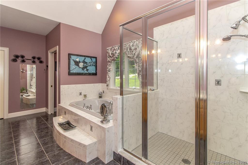 93 Oakwood Drive