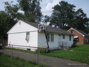 Homes for sale in Meriden, CT | 55 Peacock Dr, Meriden, CT 06451 | MLS# 24095355