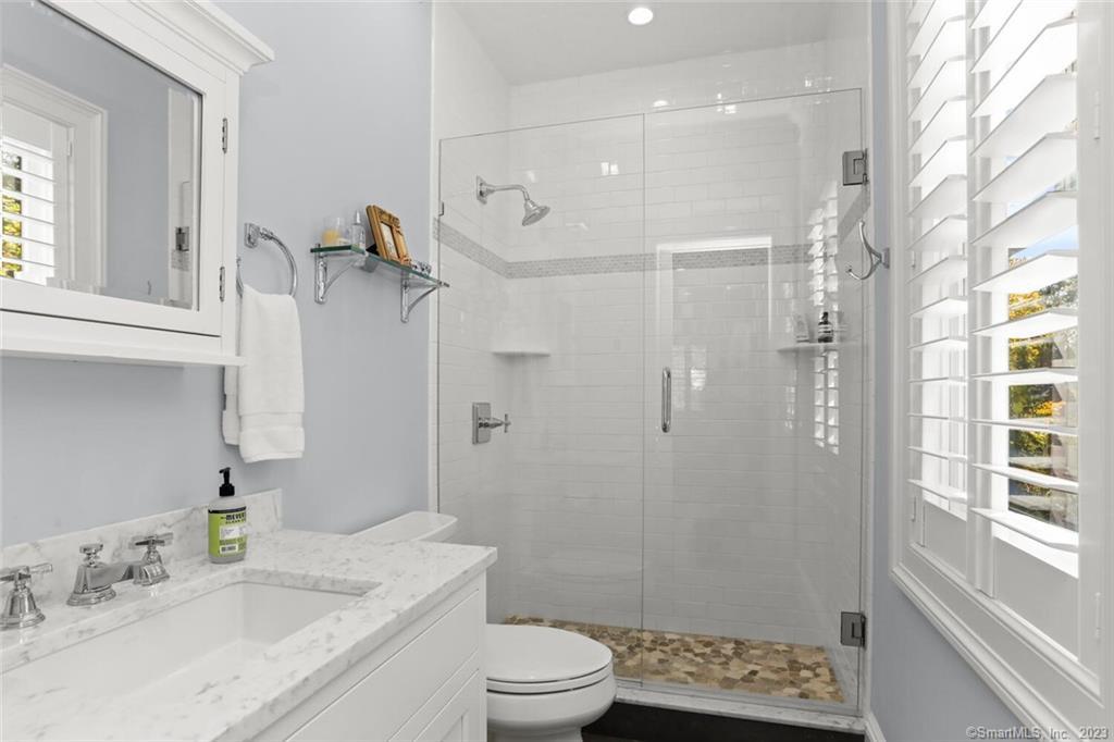 5 Oakleigh, Norwalk, Connecticut 06853