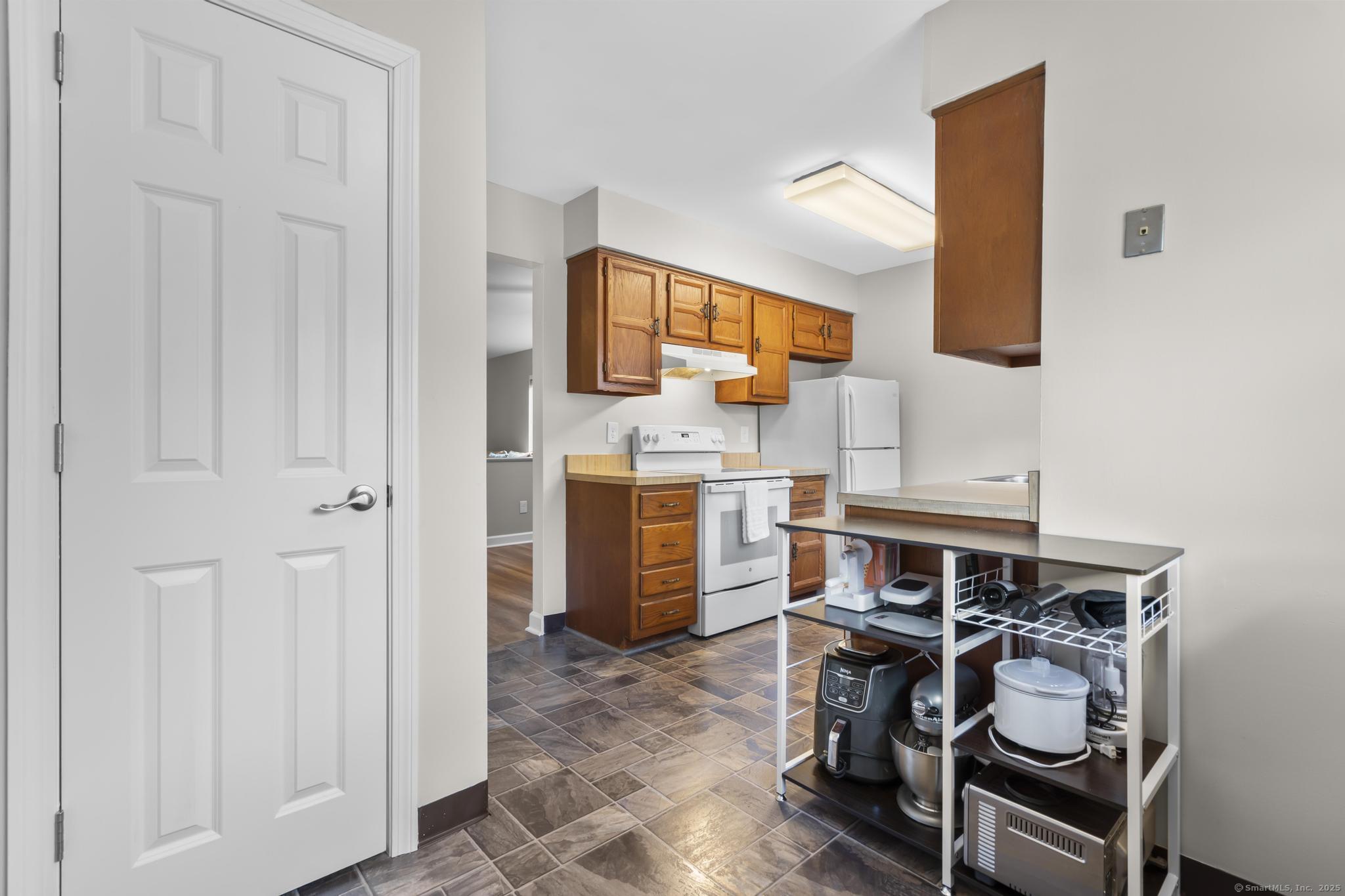 442 Swanson, Milford, Connecticut 06461