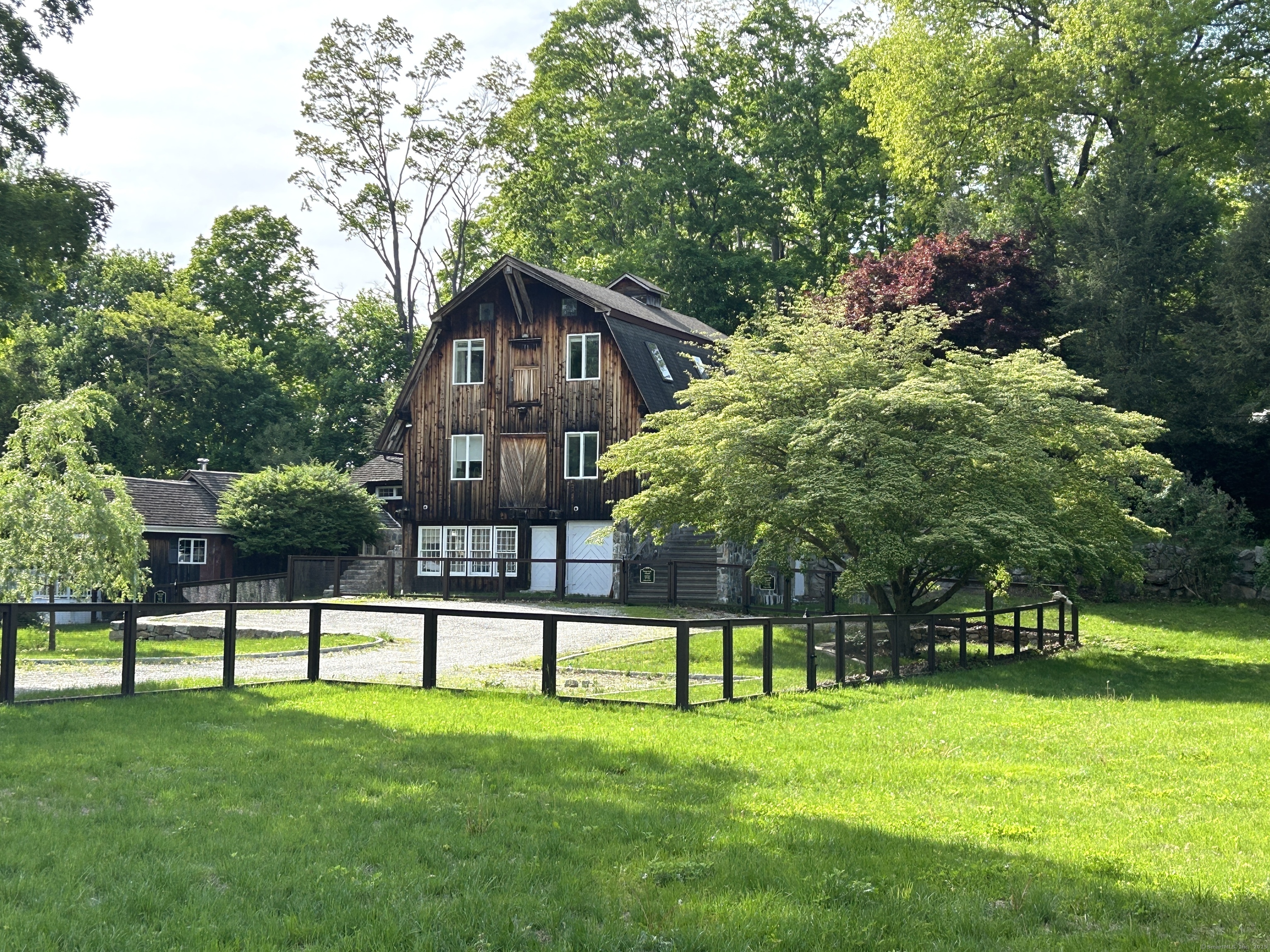5 Deerfield Road Wilton CT