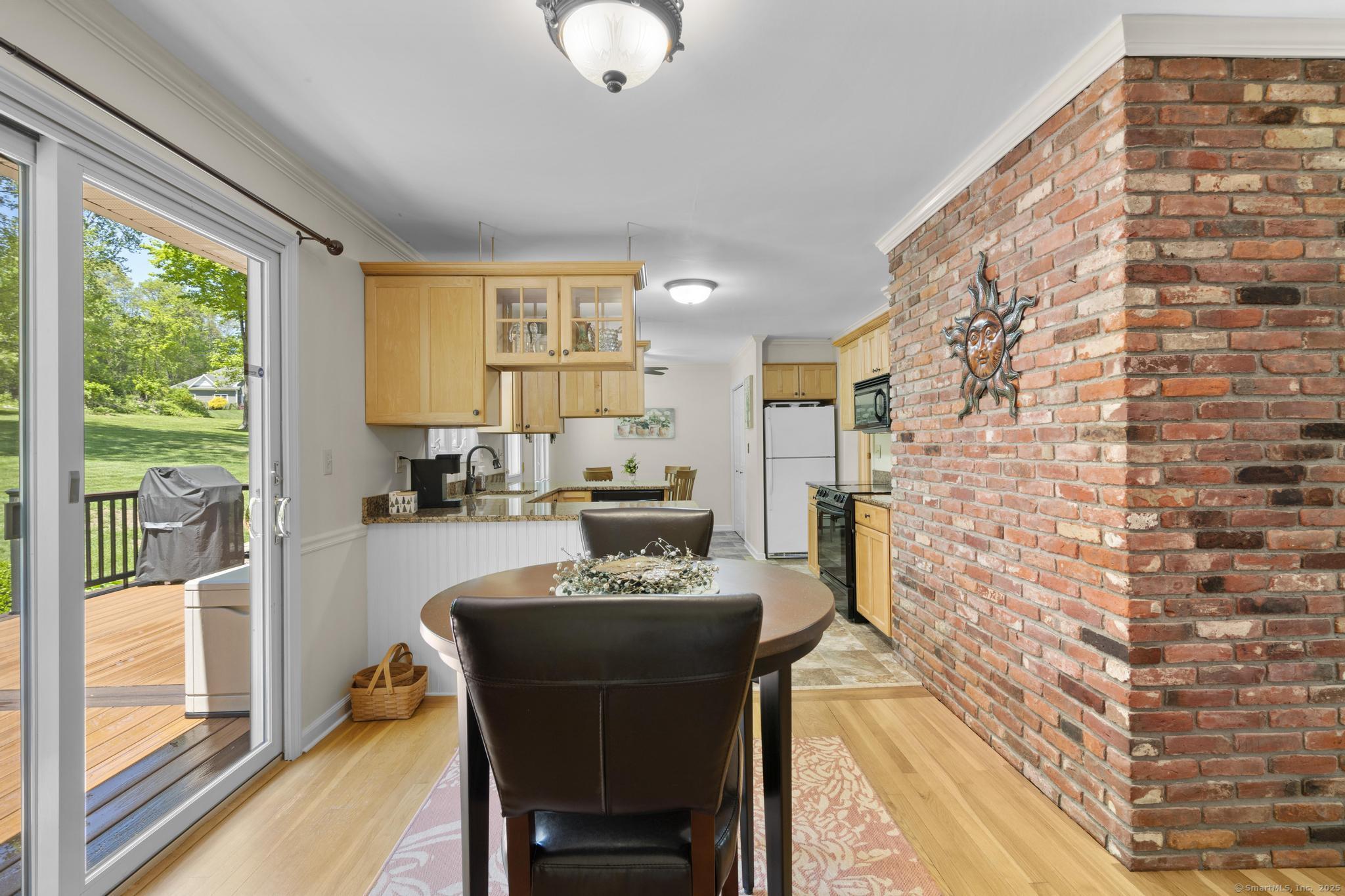 57 Old Litchfield, Oxford, Connecticut 06478