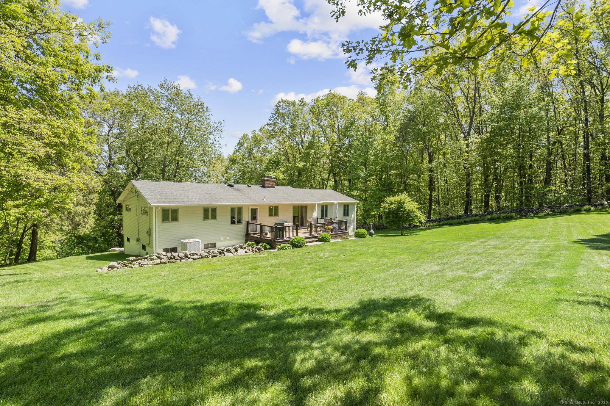 57 Old Litchfield, Oxford, Connecticut 06478