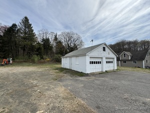 Homes for sale in Naugatuck, CT | 856 New Haven Rd, Naugatuck, CT 06770 | MLS# 24095459