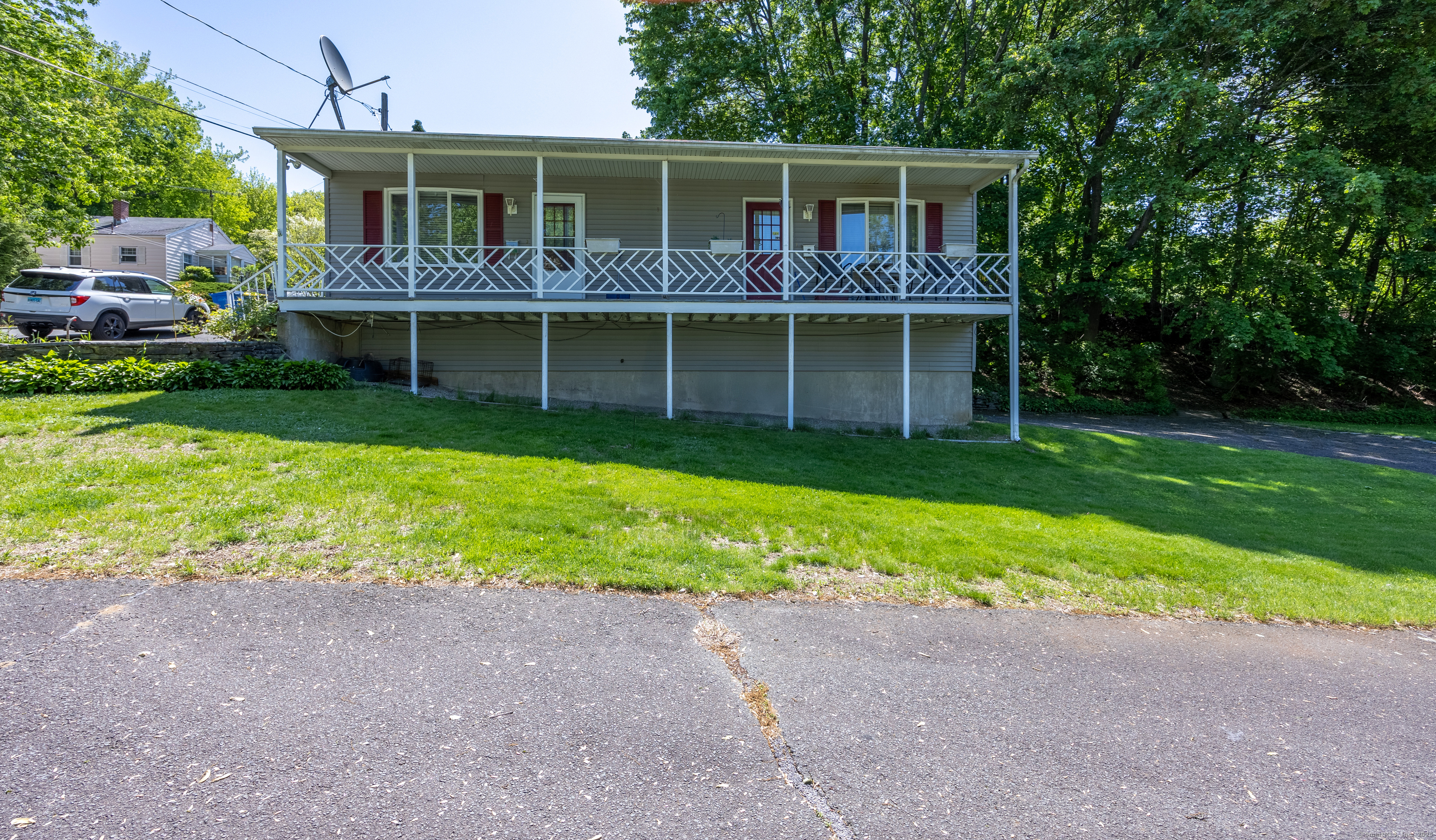 51 Sunbeam, Waterbury, Connecticut 06705