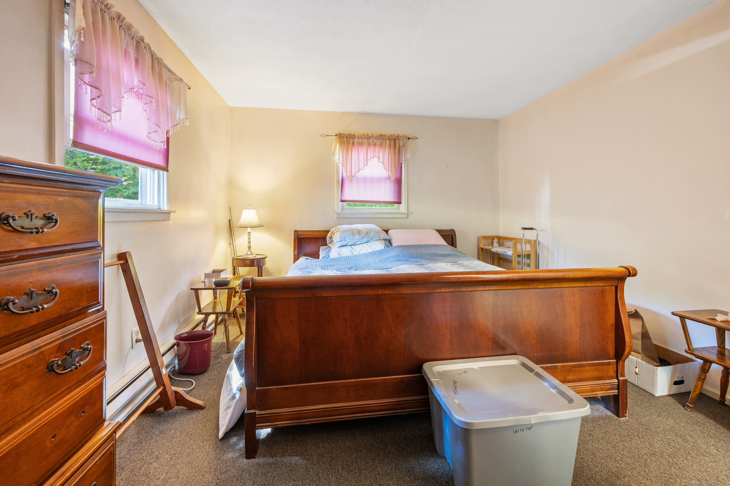51 Sunbeam, Waterbury, Connecticut 06705