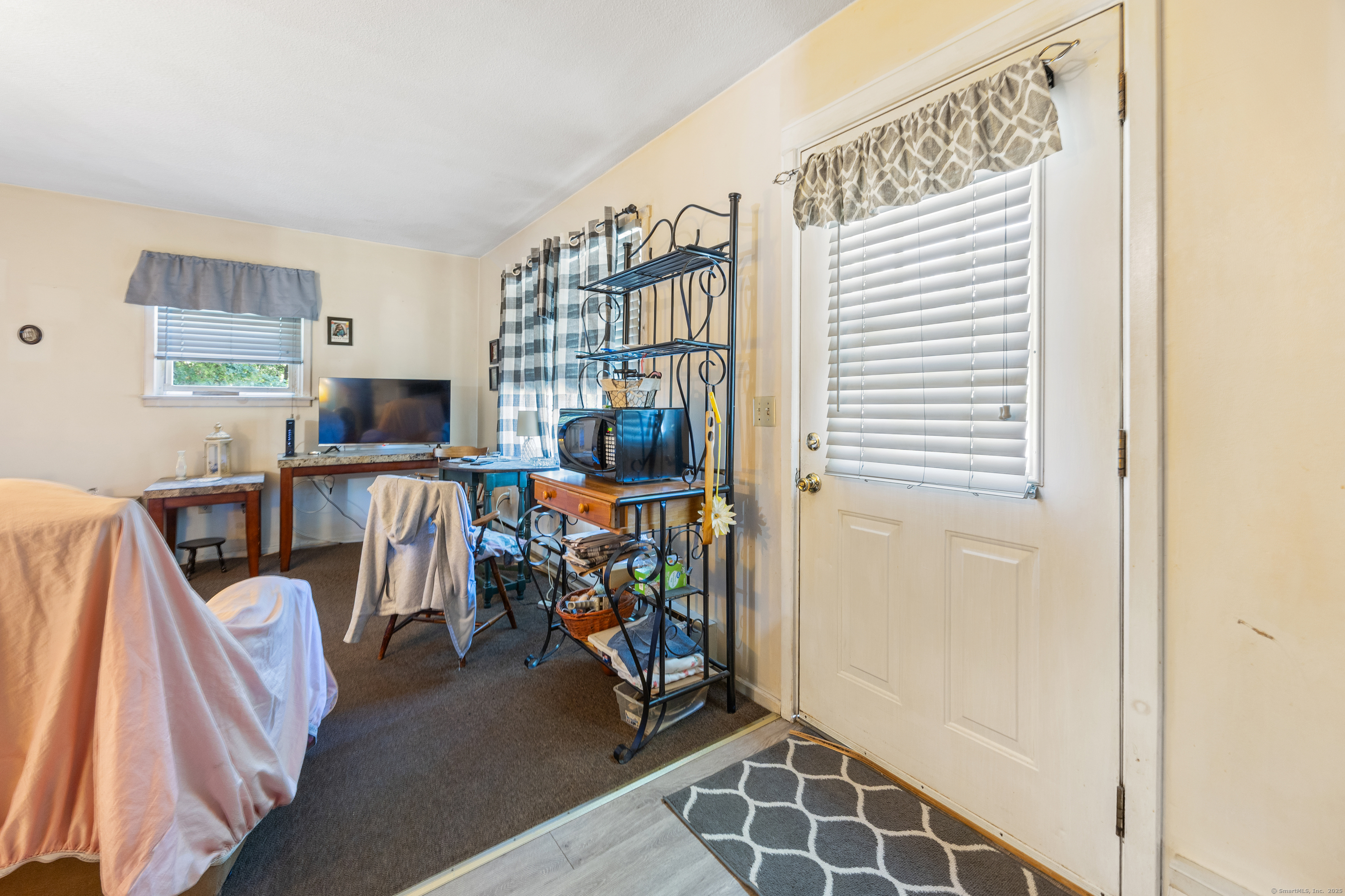 51 Sunbeam, Waterbury, Connecticut 06705