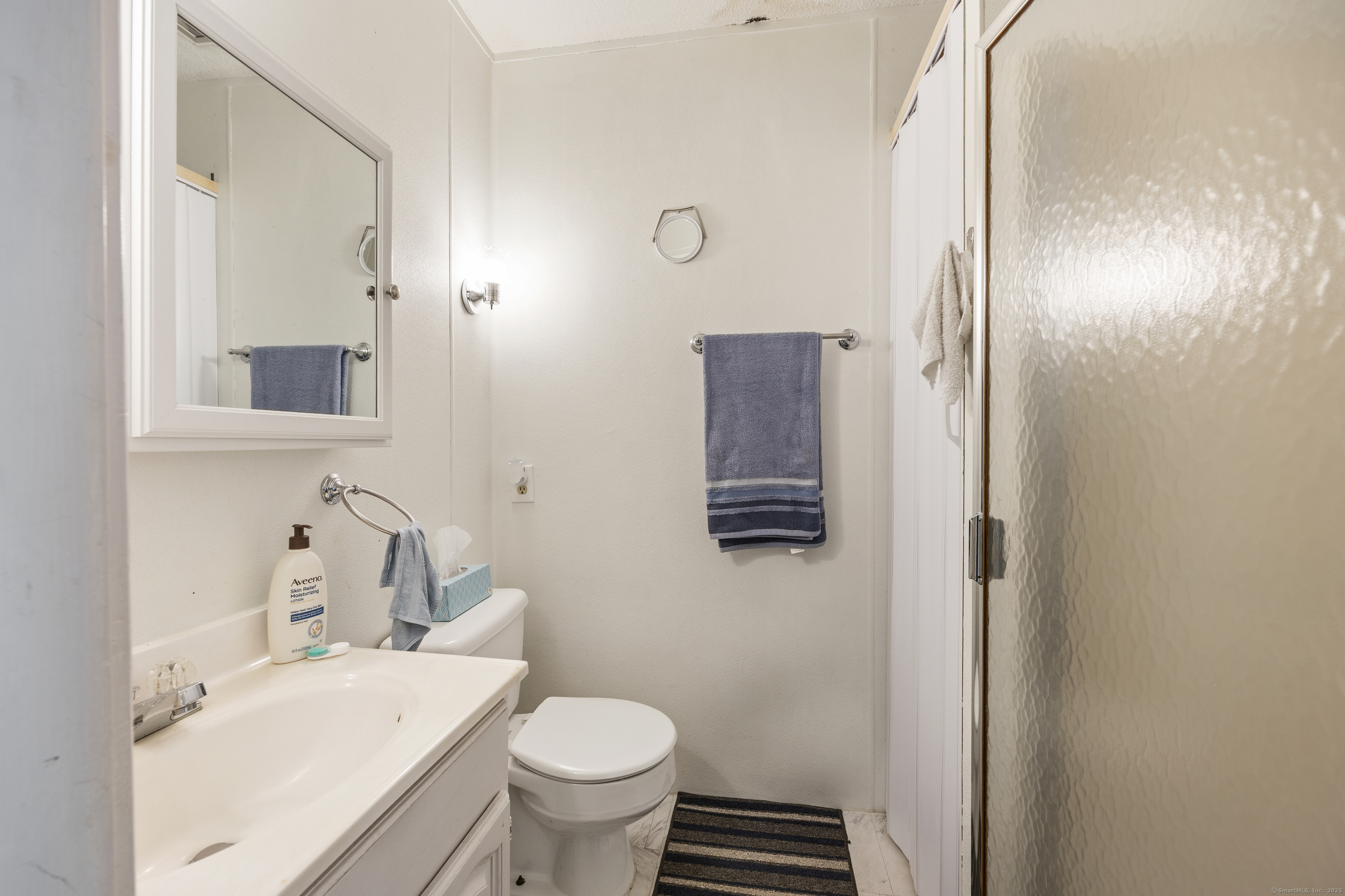51 Sunbeam, Waterbury, Connecticut 06705