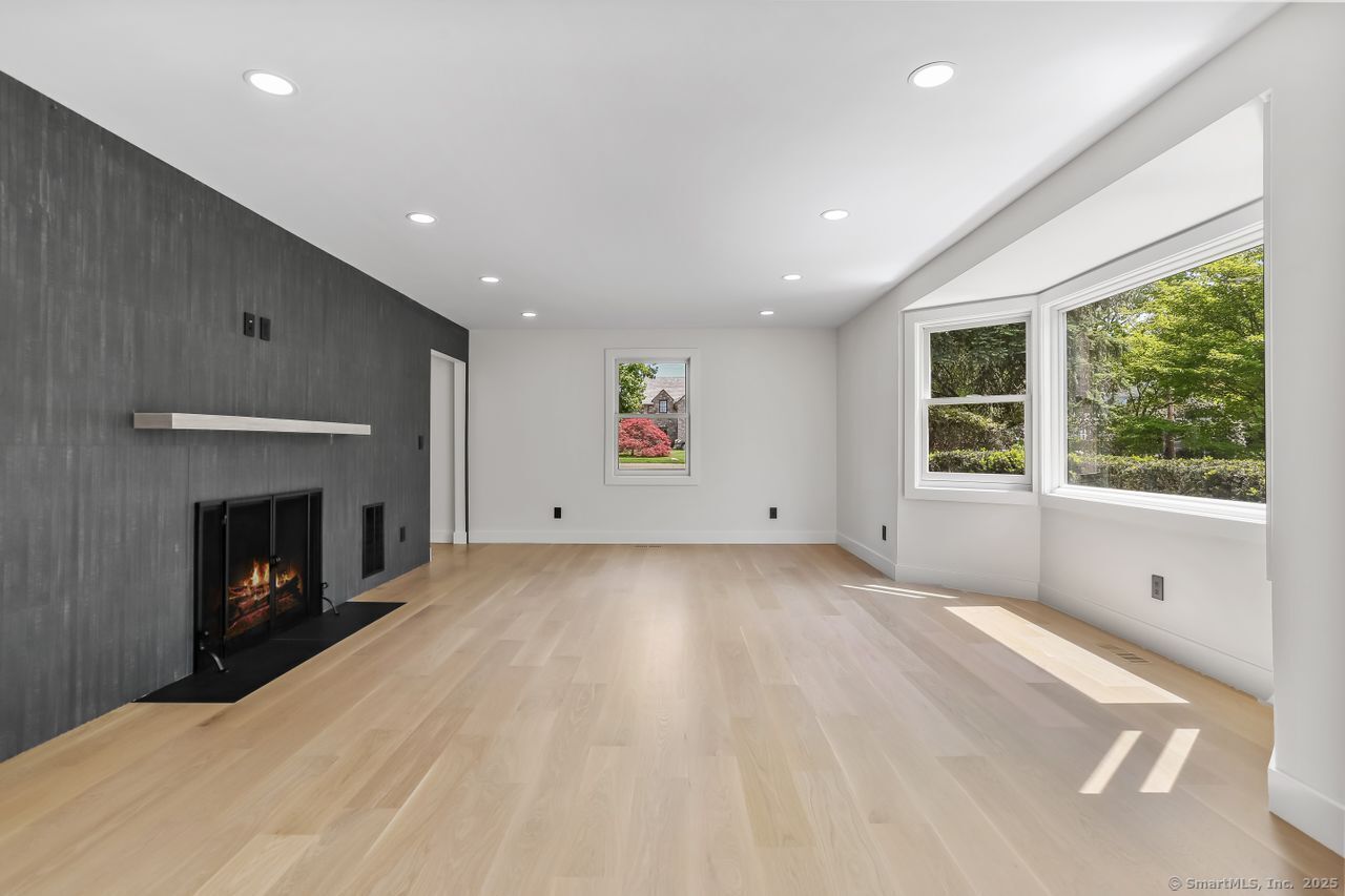 32 Pine Hill, Norwalk, Connecticut 06855