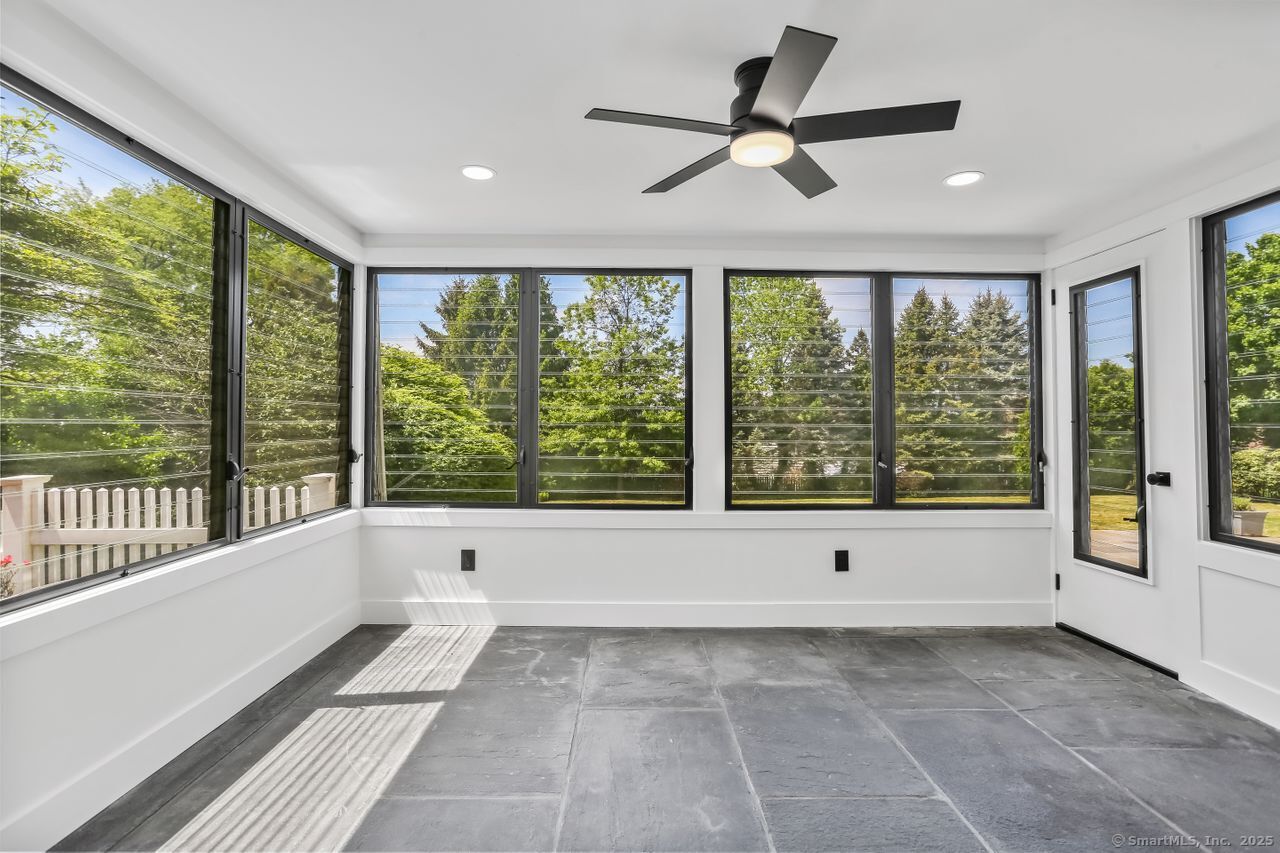 32 Pine Hill, Norwalk, Connecticut 06855