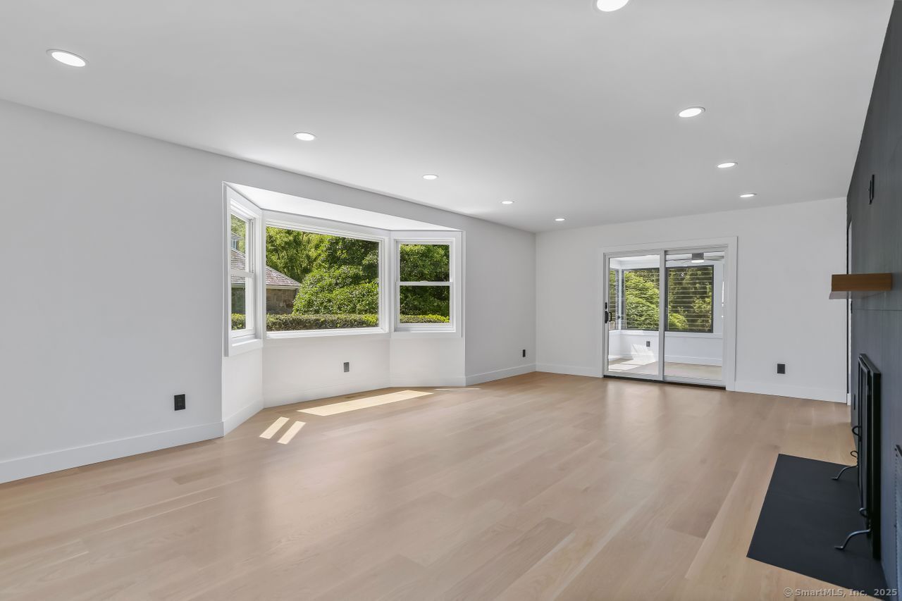 32 Pine Hill, Norwalk, Connecticut 06855