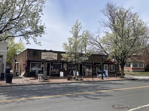 Homes for sale in Deep River, CT | 156 Main St, Deep River, CT 06417 | MLS# 24095526