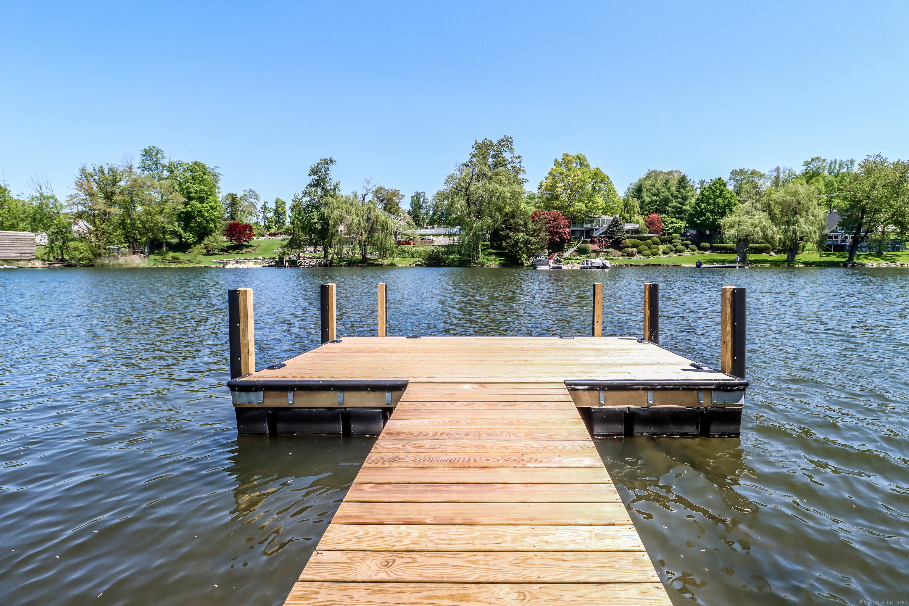 38 Lake Shore, Brookfield, Connecticut 06804