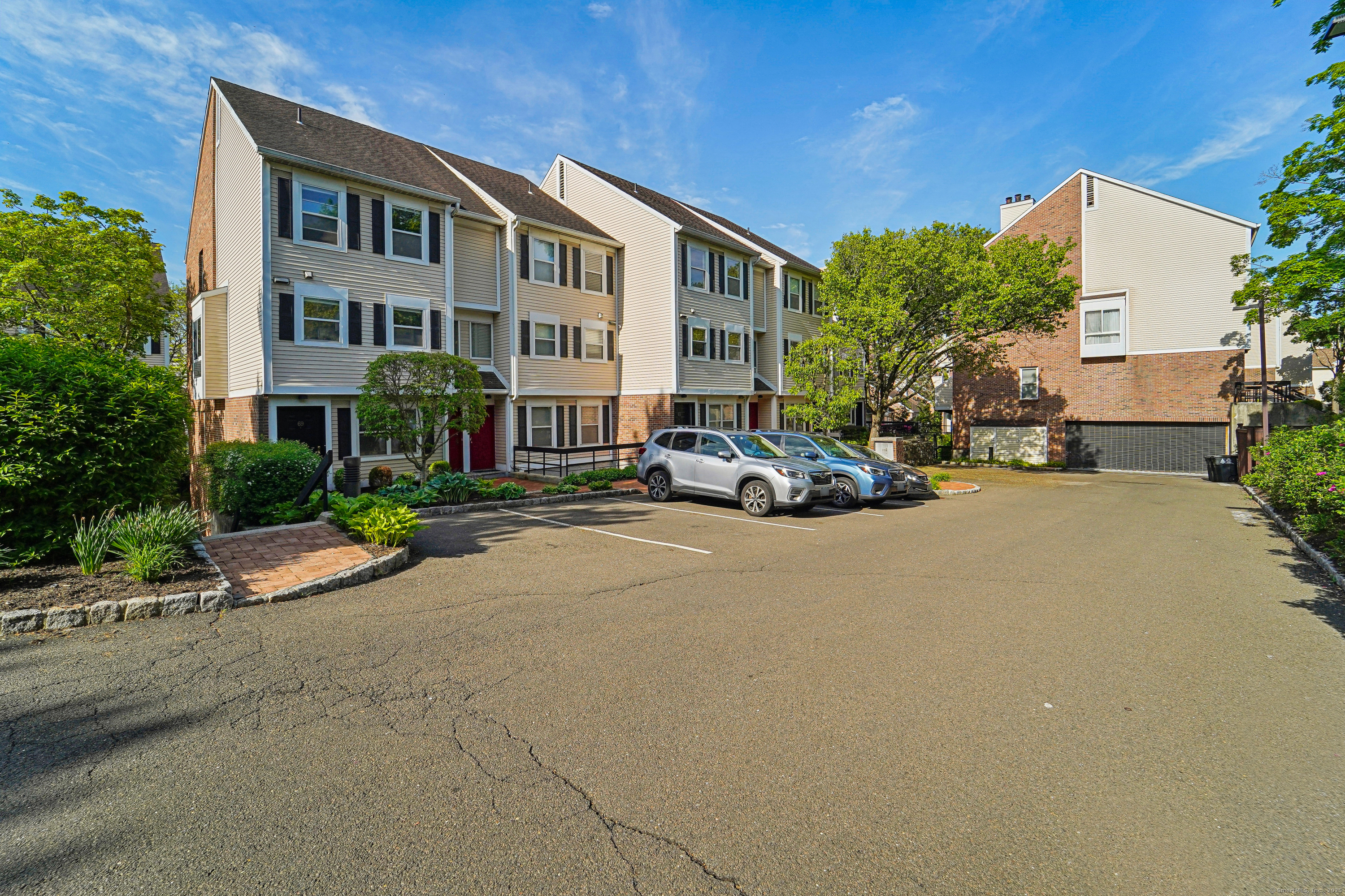 51 Highland Road Stamford CT