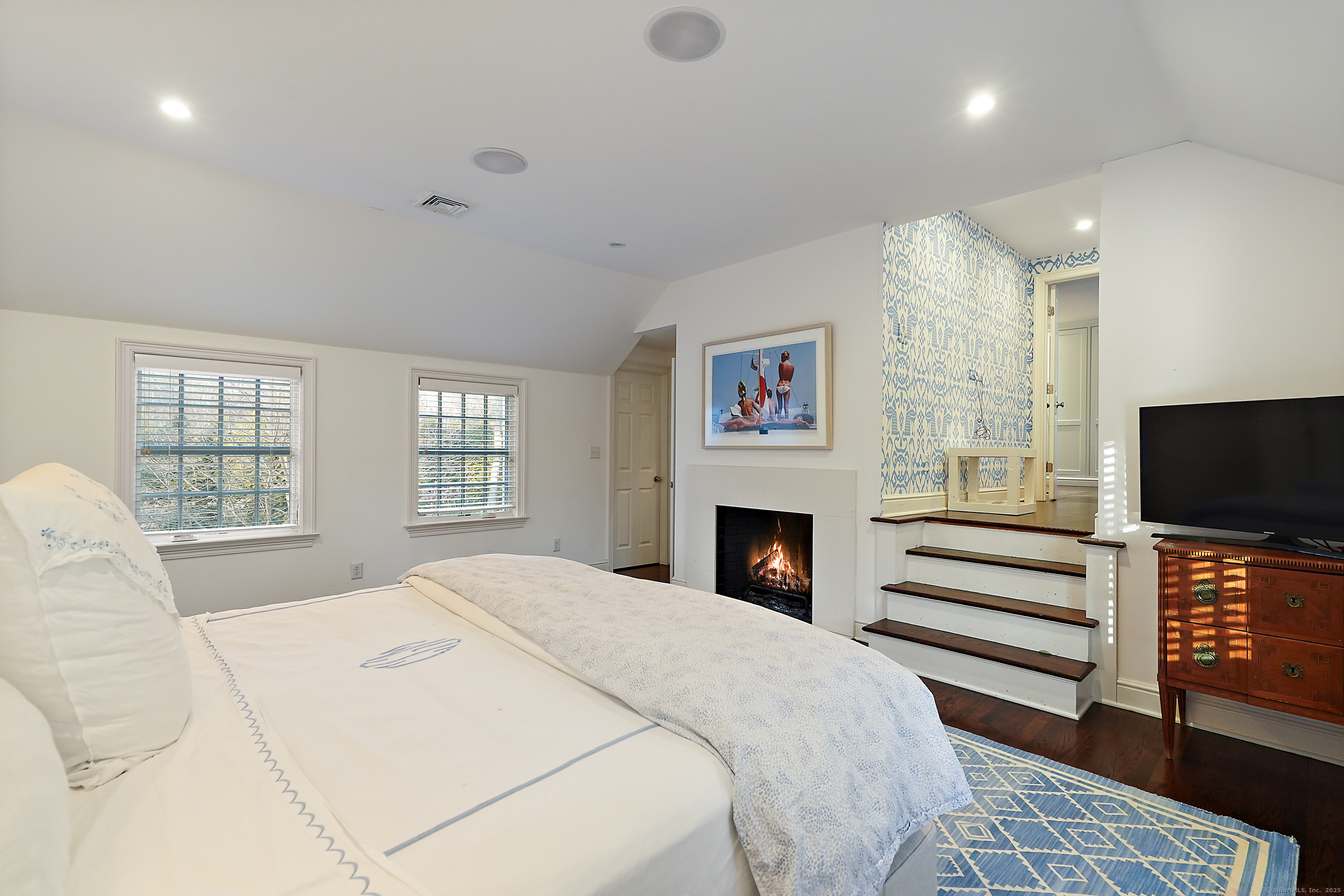 39 Deepwood, Darien, Connecticut 06820