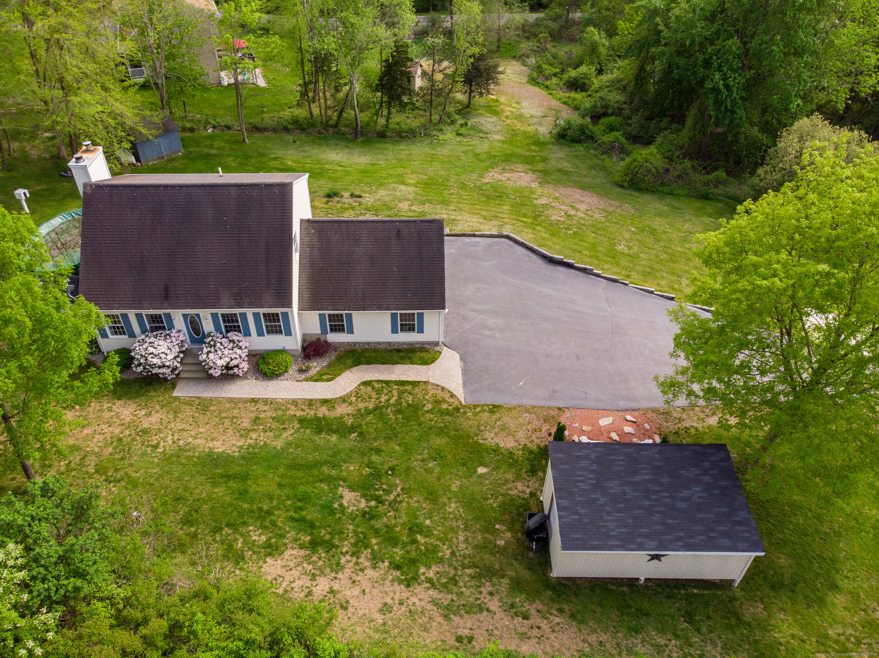11 Huntington Drive Plainfield CT