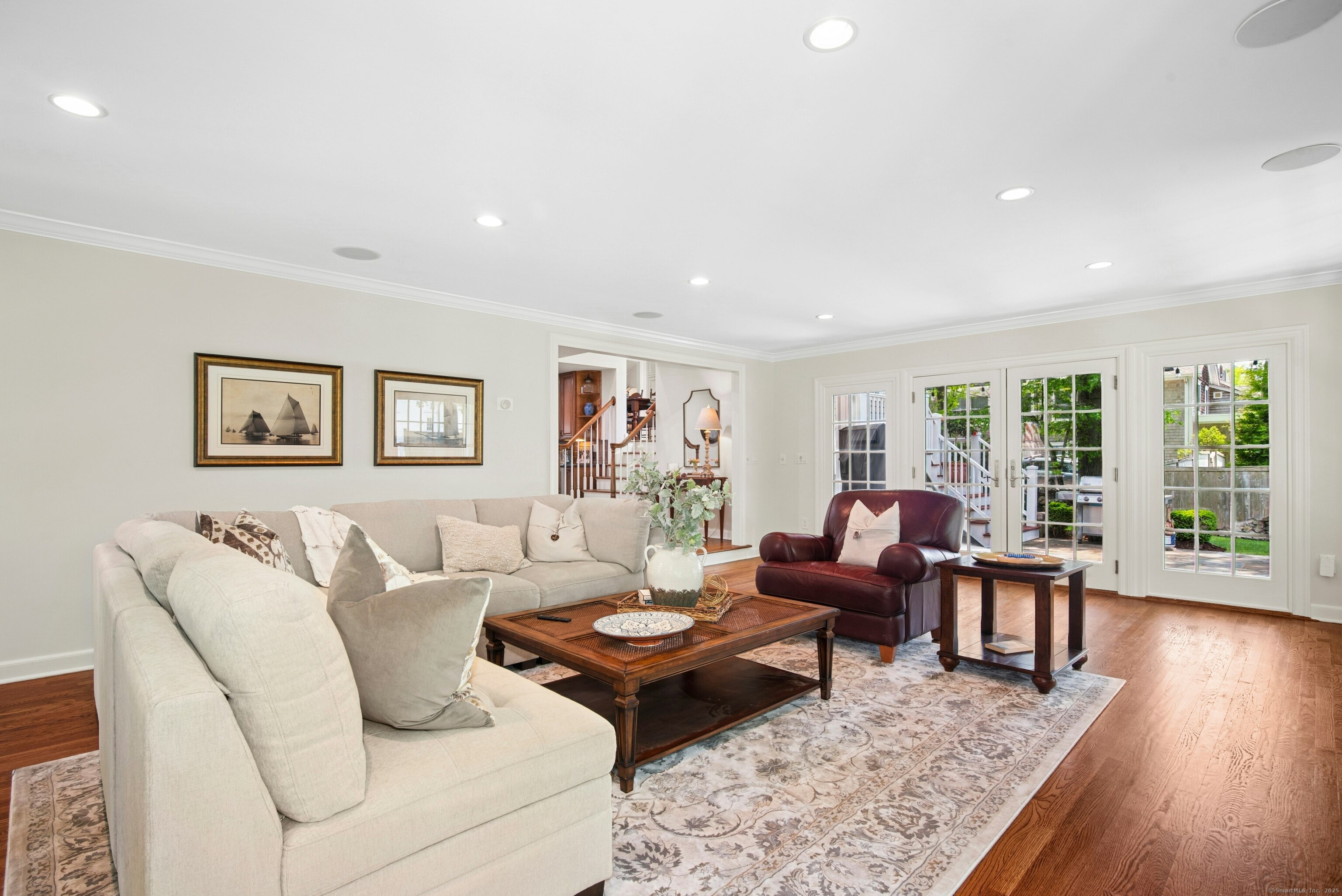 2 Knollwood, Darien, Connecticut 06820