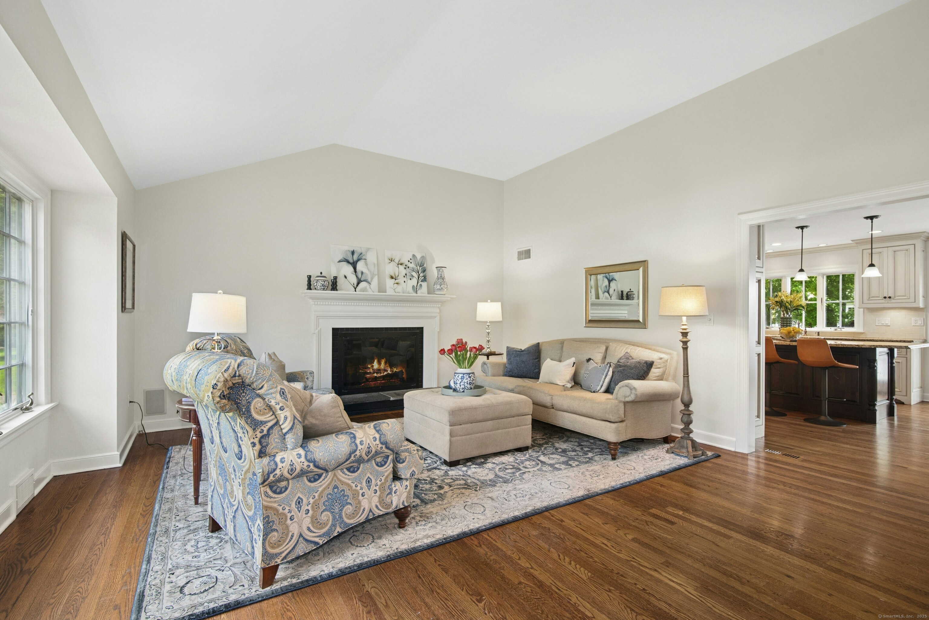 2 Knollwood, Darien, Connecticut 06820