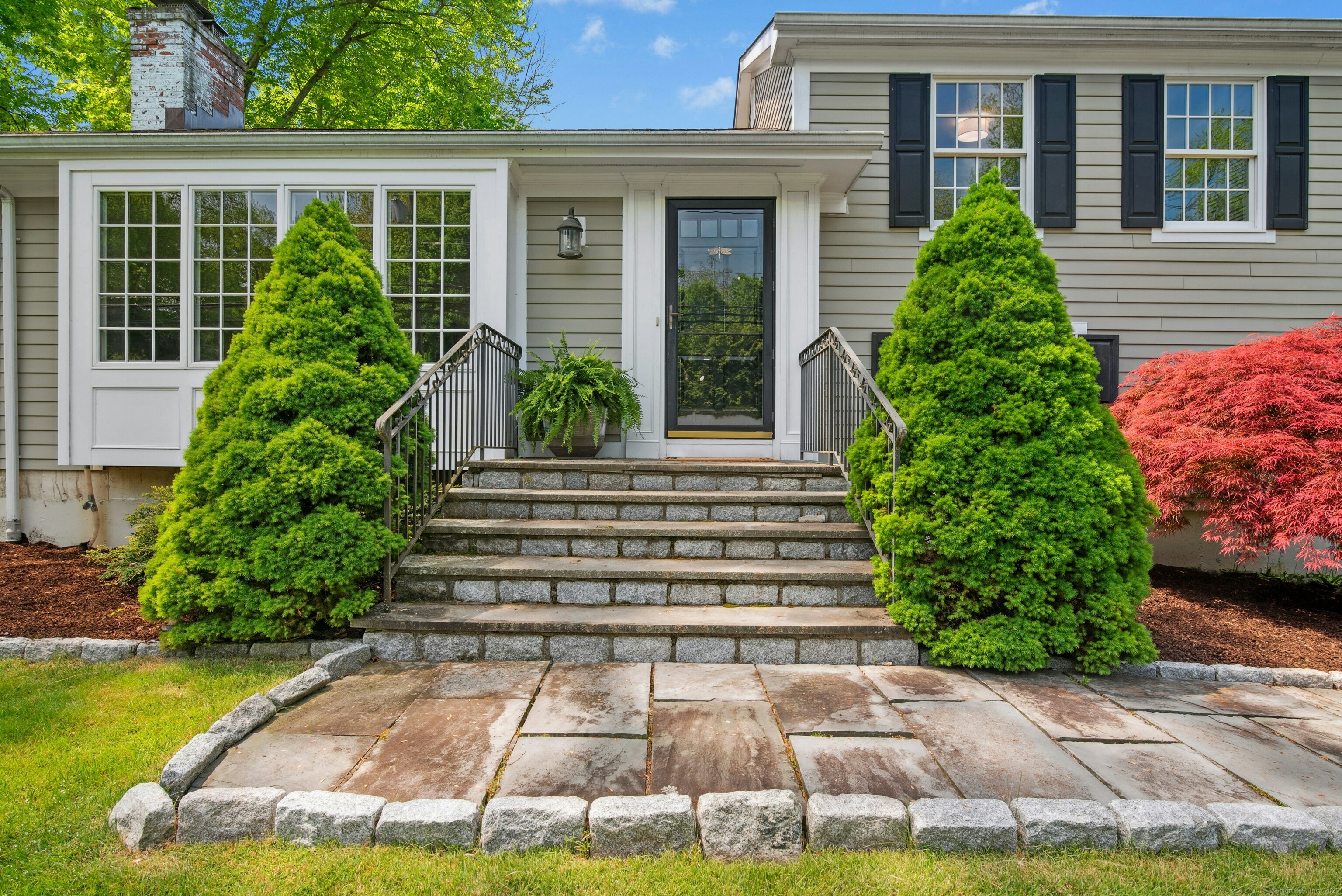 2 Knollwood, Darien, Connecticut 06820