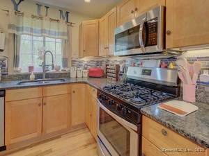 Homes for sale in Plainfield, CT | 11 Stone House Dr, Plainfield, CT 06354 | MLS# 24092175