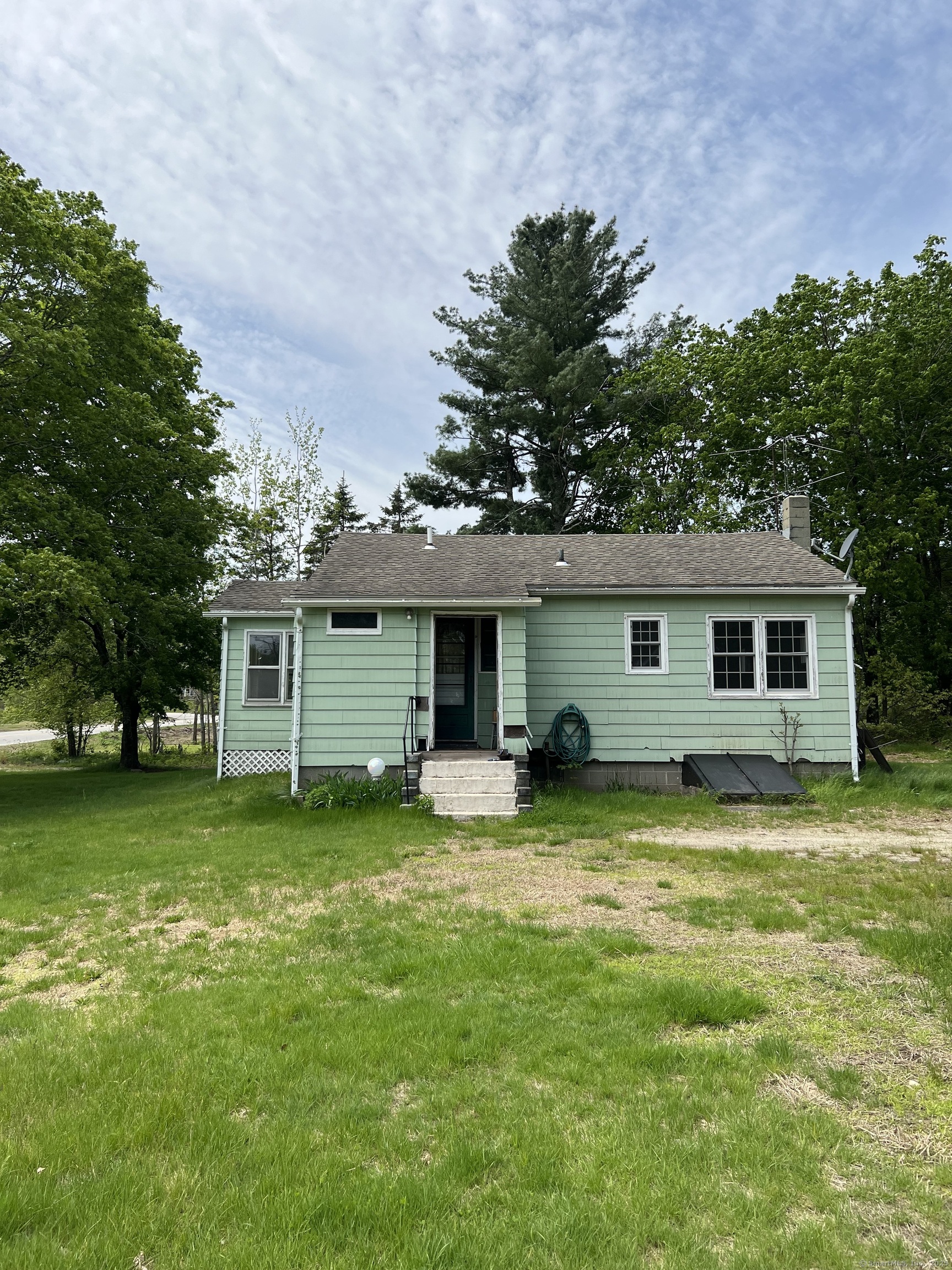 1092 Plainfield Pike Sterling CT