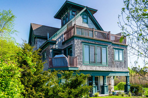 Homes for sale in Groton, CT | 49 Bayberry Ln, Groton, CT 06340 | MLS# 24094706