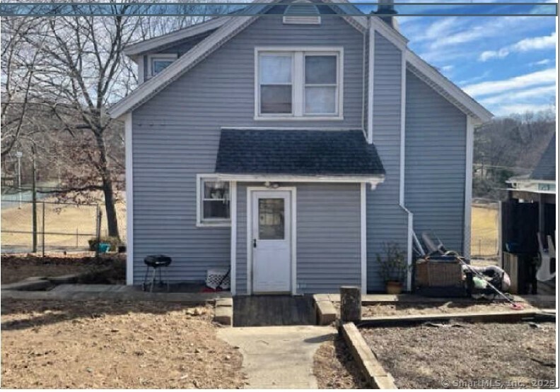 597 Cooke, Waterbury, 06710, 2 Bedrooms Bedrooms, ,1 BathroomBathrooms,Single Family For Sale,For Sale,Cooke,24096197