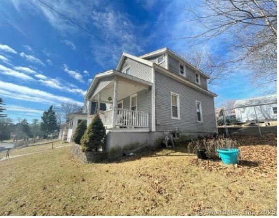 597 Cooke, Waterbury, 06710, 2 Bedrooms Bedrooms, ,1 BathroomBathrooms,Single Family For Sale,For Sale,Cooke,24096197