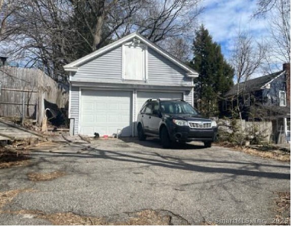 597 Cooke, Waterbury, 06710, 2 Bedrooms Bedrooms, ,1 BathroomBathrooms,Single Family For Sale,For Sale,Cooke,24096197