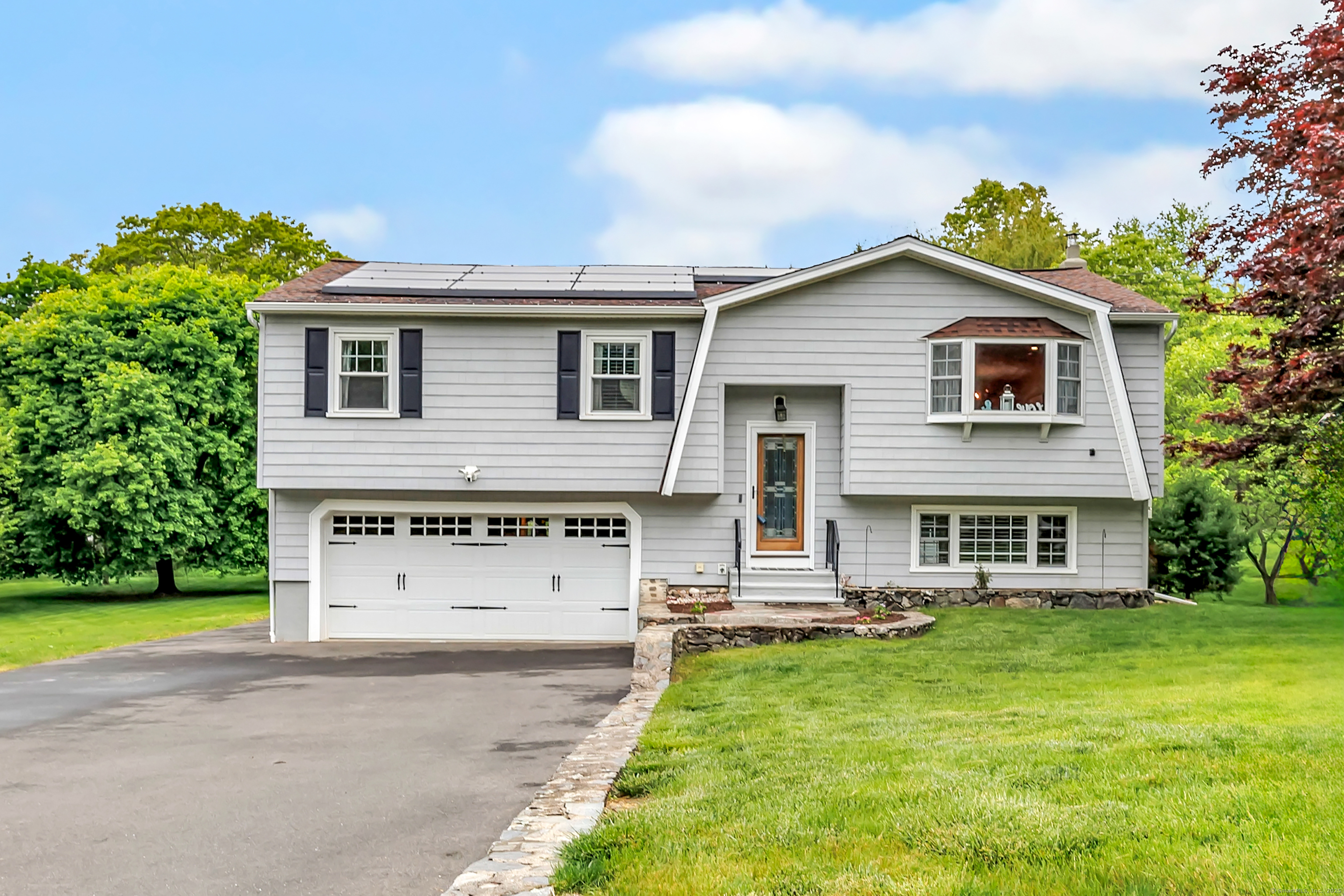 1 Julie, Seymour, Connecticut 06483