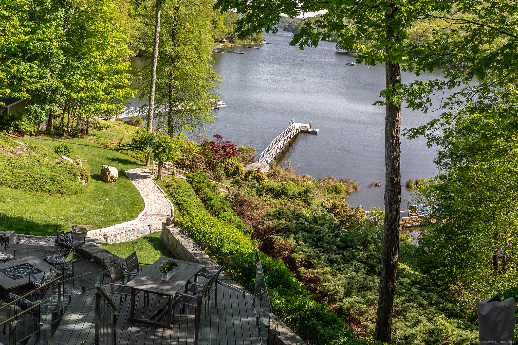 4 Harbour View, New Fairfield, Connecticut 06812