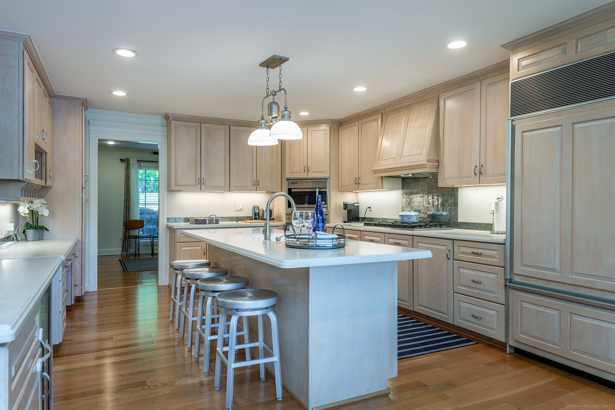 4 Harbour View, New Fairfield, Connecticut 06812